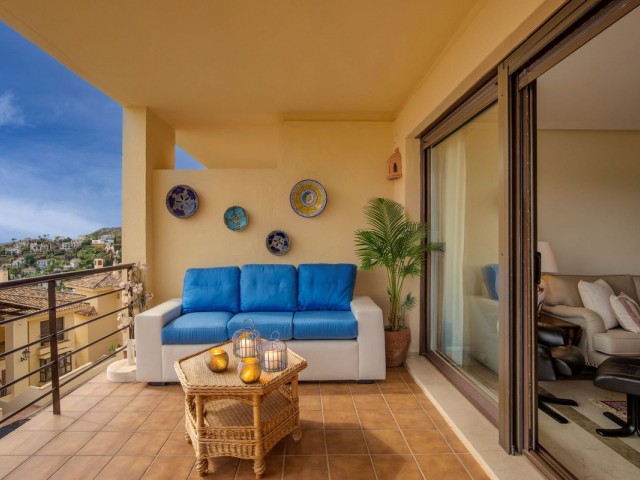 3 Bedrooms Apartment in Benahavís