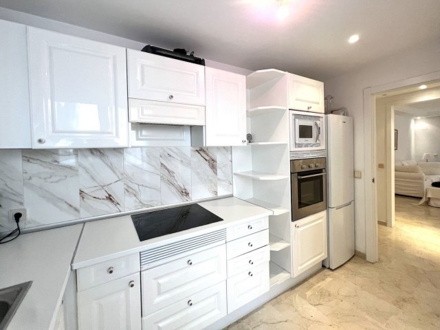 3 Bedrooms Apartment in Puerto Banús