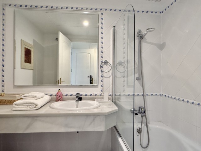 2 Slaapkamer Appartement in Guadalmina Baja