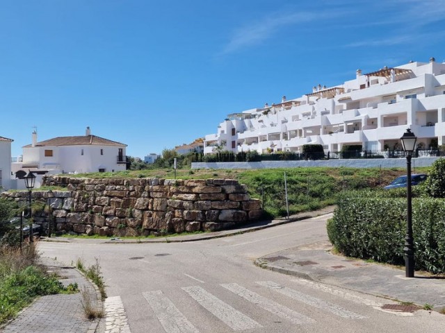  Plot in New Golden Mile