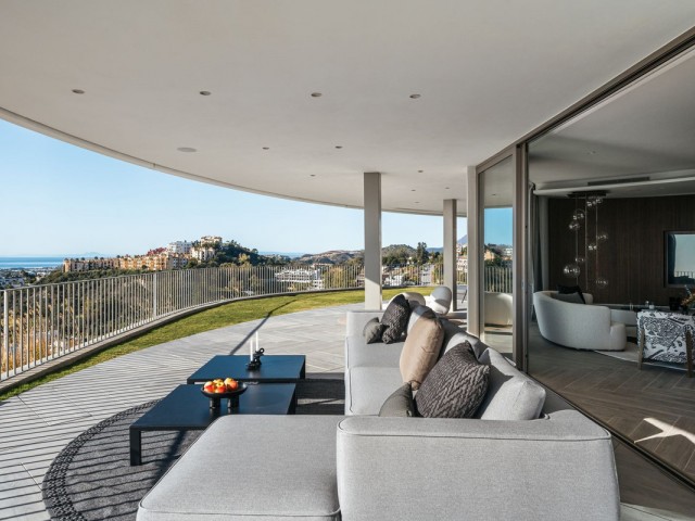 3 Bedrooms Apartment in Benahavís