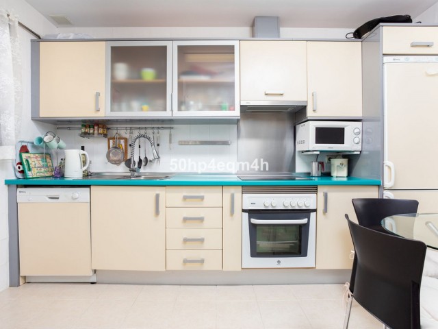 Apartamento con 2 Dormitorios  en Guadalmina Alta
