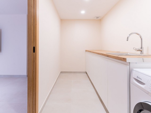 4 Bedrooms Townhouse in New Golden Mile