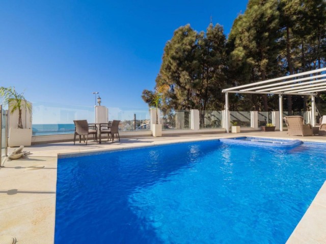 6 Slaapkamer Villa in El Chaparral