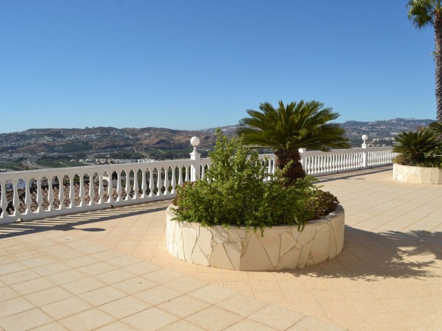 Villa con 3 Dormitorios  en Sierrezuela