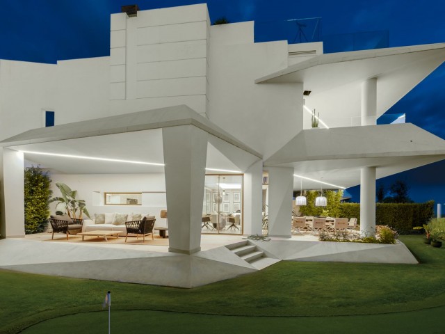 Villa, Nueva Andalucia