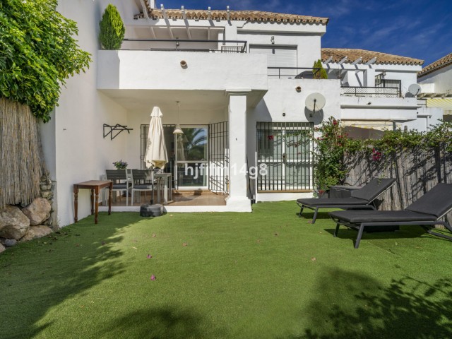 Apartment, Nueva Andalucia, R5209372