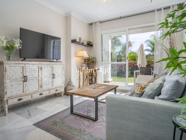 Apartment, Nueva Andalucia, R5209372