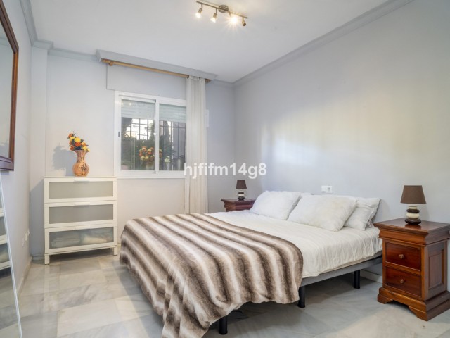 2 Bedrooms Apartment in Nueva Andalucía