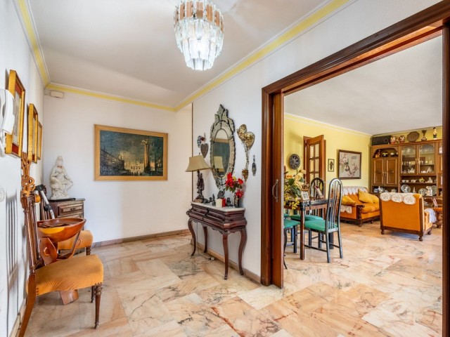 Appartement avec 6 Chambres  à Fuengirola