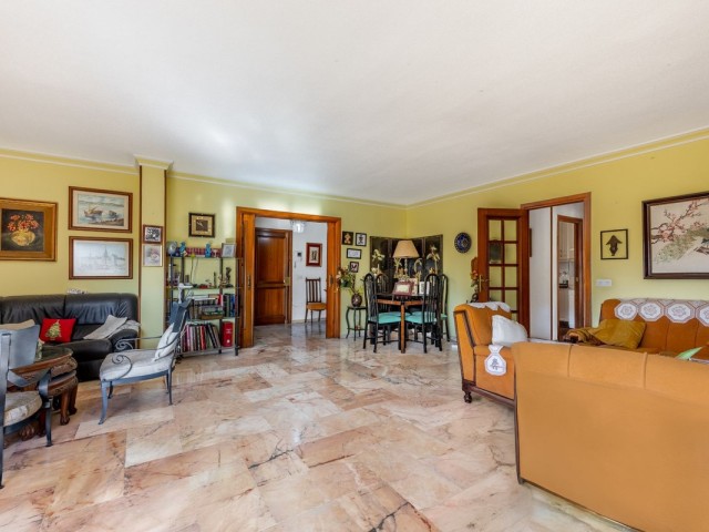Appartement avec 6 Chambres  à Fuengirola