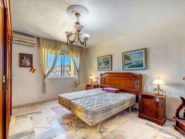 Appartement avec 6 Chambres  à Fuengirola