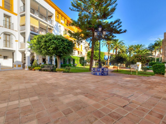 2 Bedrooms Apartment in Fuengirola