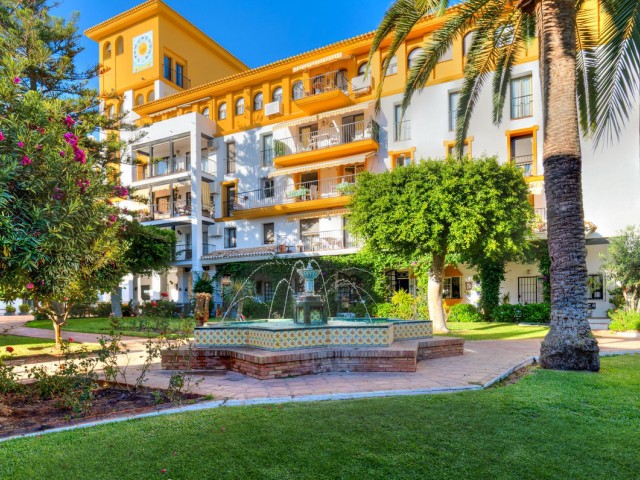 2 Bedrooms Apartment in Fuengirola