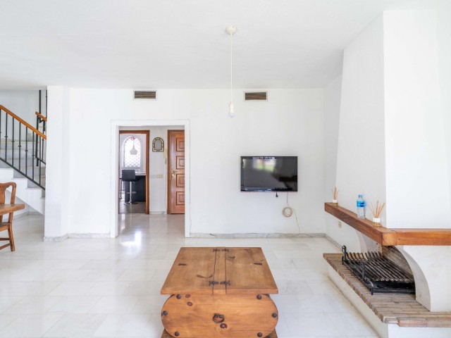 3 Bedrooms Townhouse in Nueva Andalucía