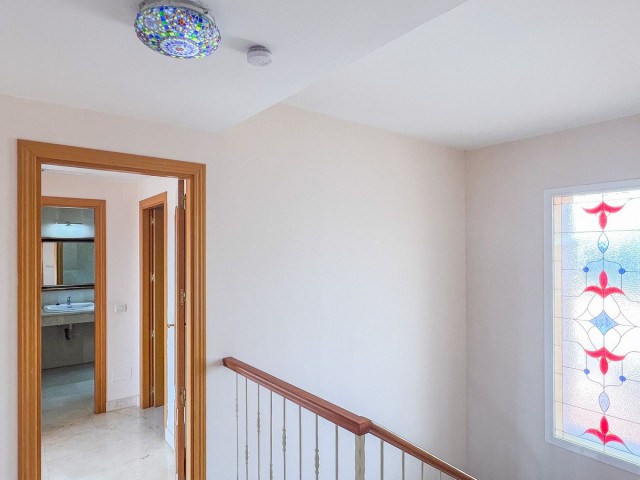 4 Slaapkamer Villa in Cerros del Aguila