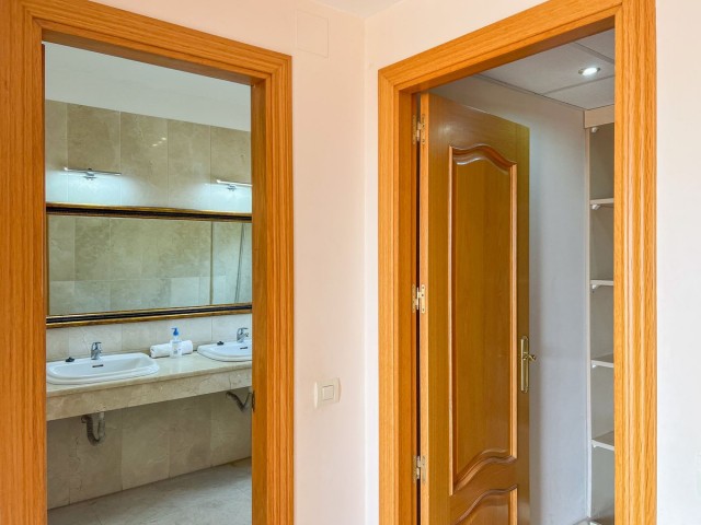 Villa avec 4 Chambres  à Cerros del Aguila