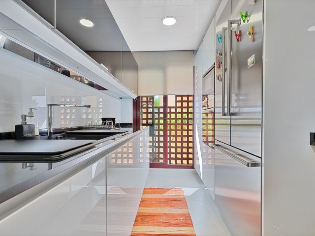 Penthouse avec 3 Chambres  à San Pedro de Alcántara