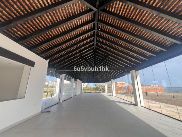 Commercial in Elviria