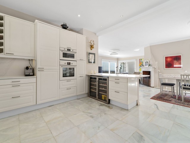 4 Bedrooms Villa in Sierrezuela