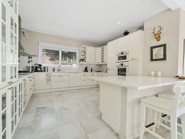 4 Bedrooms Villa in Sierrezuela