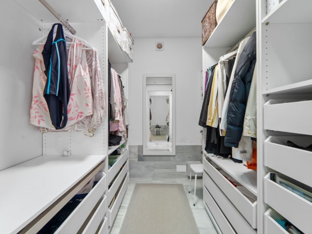 4 Bedrooms Villa in Sierrezuela