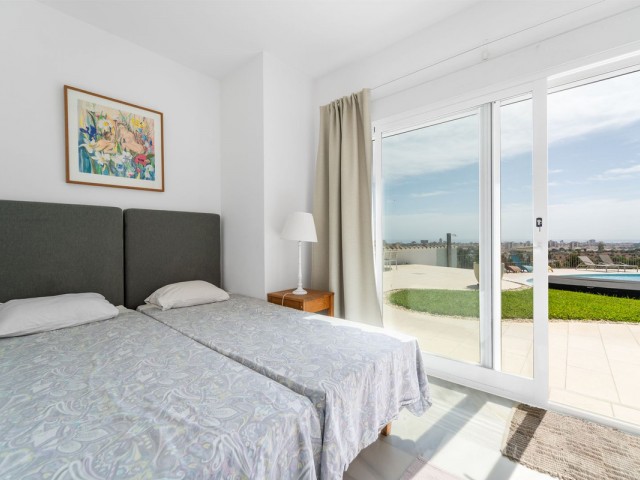 4 Bedrooms Villa in Sierrezuela