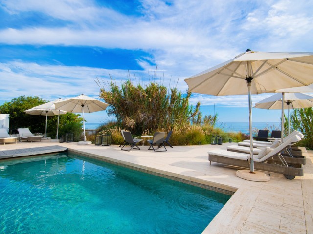 6 Schlafzimmer Villa in Costabella