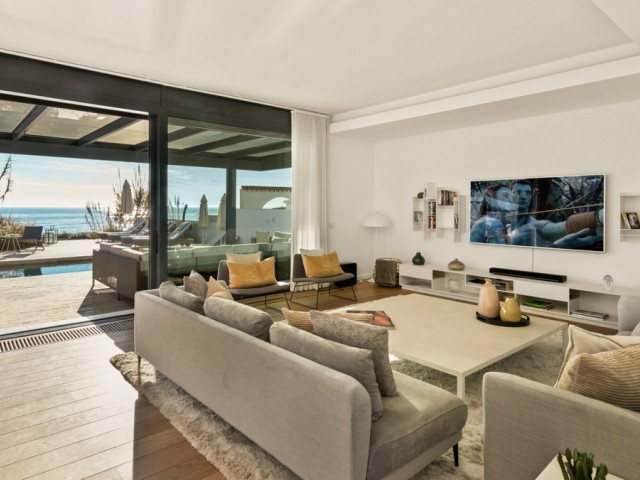 6 Schlafzimmer Villa in Costabella