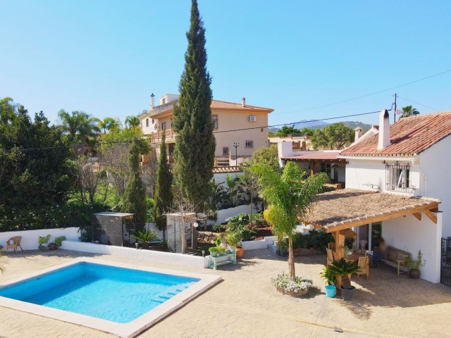 4 Slaapkamer Villa in Alhaurín el Grande