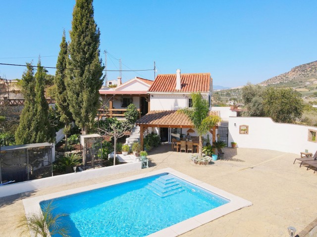 Villa avec 3 Chambres  à Alhaurín el Grande