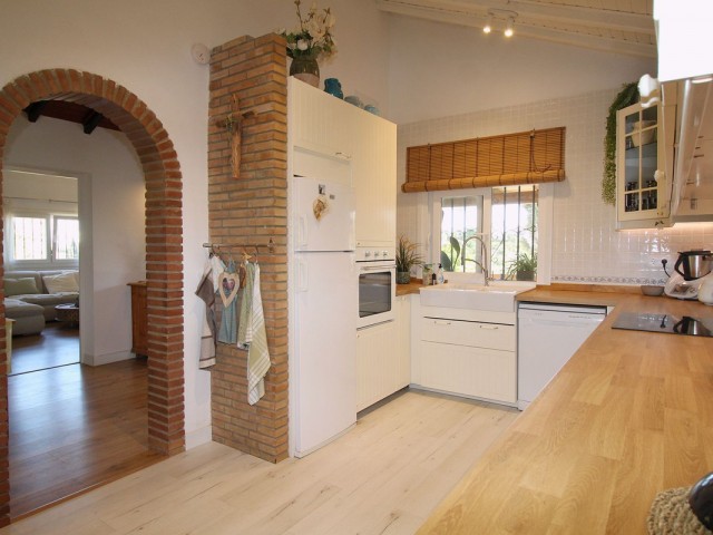 Villa con 3 Dormitorios  en Alhaurín el Grande