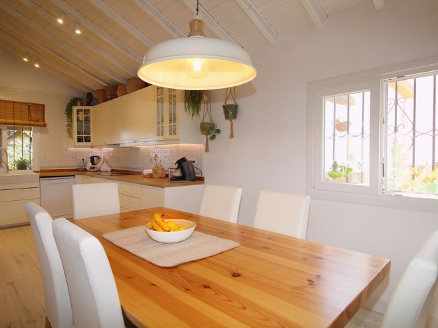 Villa con 3 Dormitorios  en Alhaurín el Grande