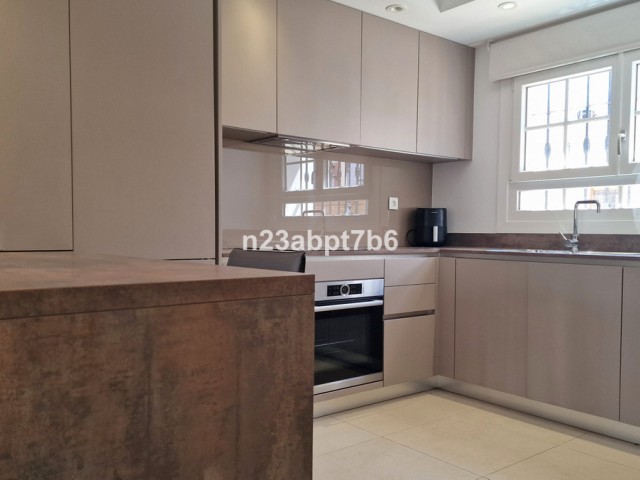 2 Soveroms Rekkehus i Nueva Andalucía