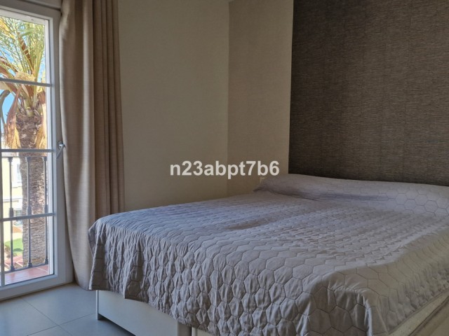 2 Soveroms Rekkehus i Nueva Andalucía