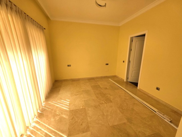 Villa avec 4 Chambres  à Hacienda Las Chapas