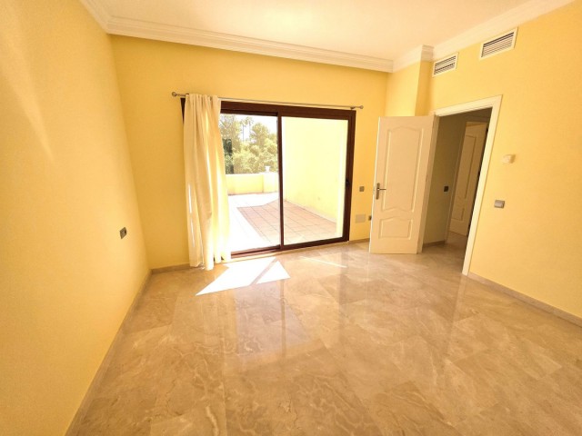 Villa avec 4 Chambres  à Hacienda Las Chapas