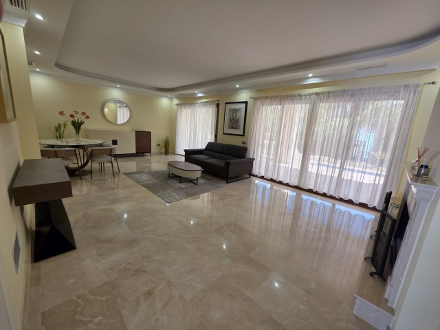 Villa, Hacienda Las Chapas, R4765366