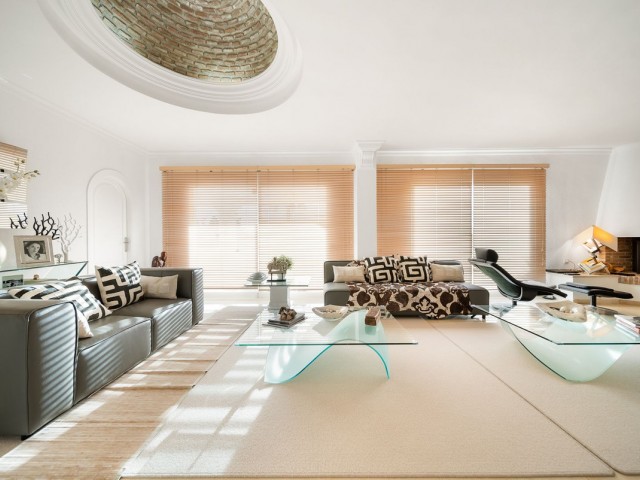 Villa avec 4 Chambres  à El Chaparral