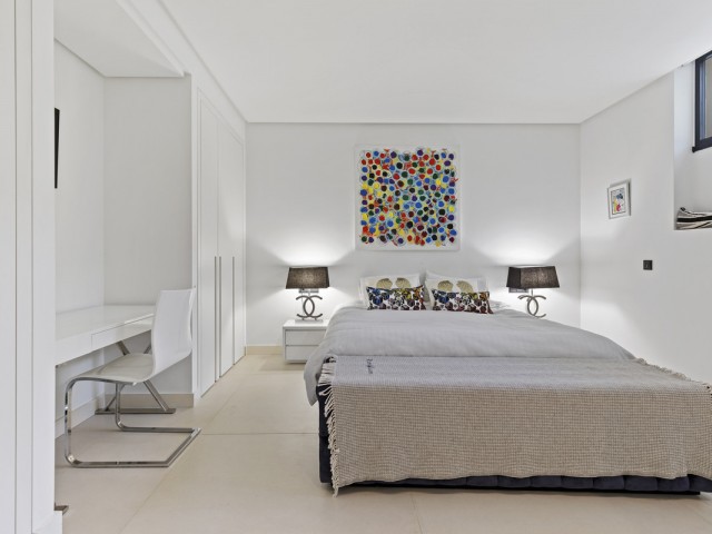 Villa avec 6 Chambres  à San Pedro de Alcántara