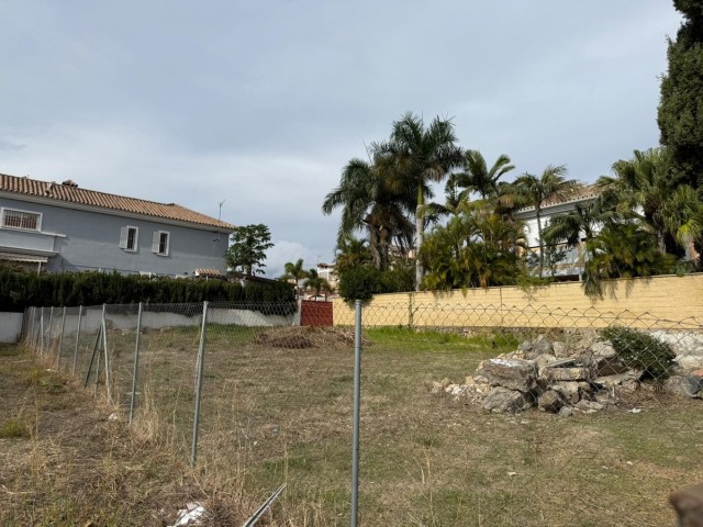 Plot, San Pedro de Alcántara, R5189182