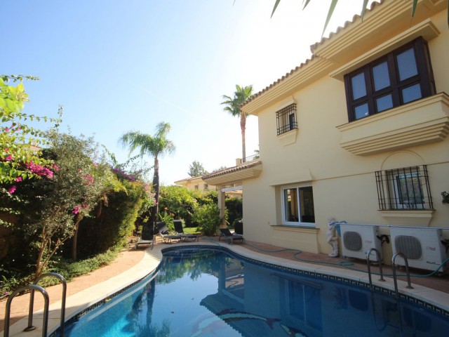 Villa avec 3 Chambres  à Riviera del Sol