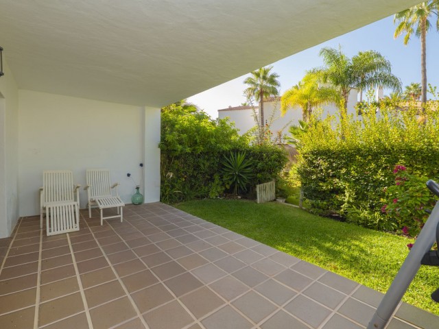 Rijtjeshuis, Bahía de Marbella, R5199661