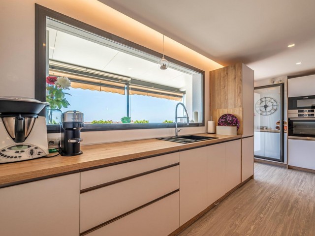 3 Bedrooms Apartment in Benalmadena Pueblo