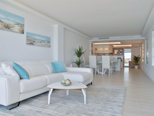 4 Bedrooms Apartment in Fuengirola