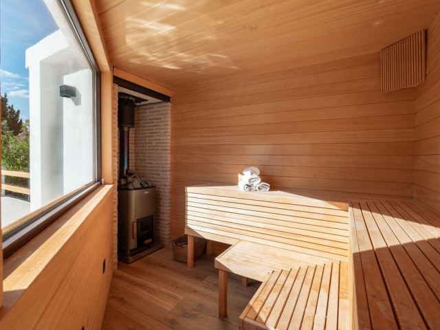 Villa con 4 Dormitorios  en Guadalmina Alta