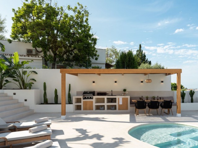 4 Bedrooms Villa in Guadalmina Alta