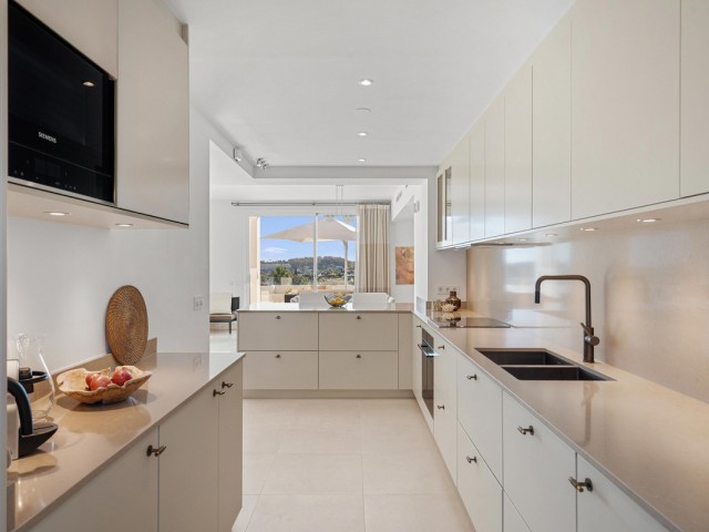 3 Soveroms Leilighet i Nueva Andalucía