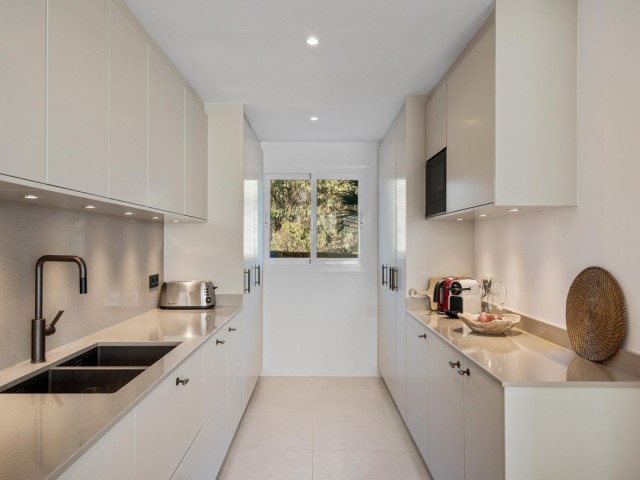 3 Soveroms Leilighet i Nueva Andalucía