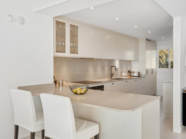 3 Soveroms Leilighet i Nueva Andalucía